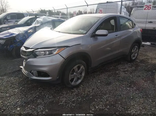 3CZRU6H39LM717456 2020 HONDA HR-V - Image 2