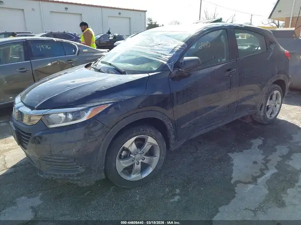 3CZRU6H39LM718784 2020 HONDA HR-V - Image 2