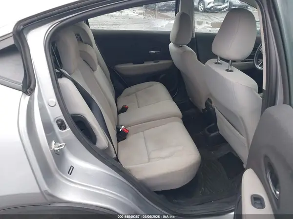 3CZRU6H39LM721913 2020 HONDA HR-V - Image 8