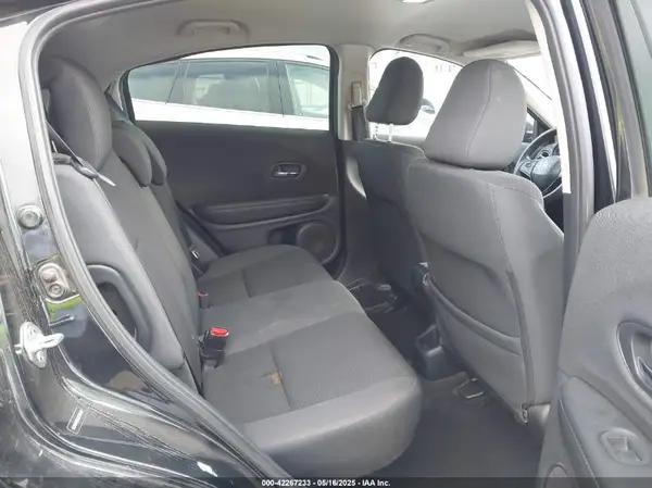 3CZRU6H39LM728490 2020 HONDA HR-V - Image 8