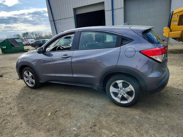 3CZRU6H39LM738355 2020 HONDA HR-V - Image 2