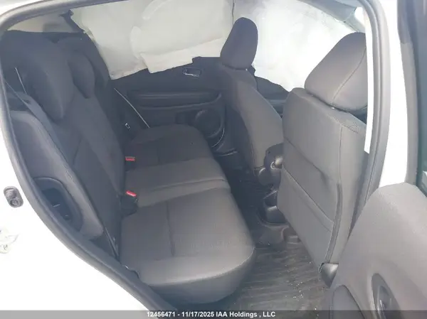 3CZRU6H39MM101712 2021 HONDA HR-V - Image 8