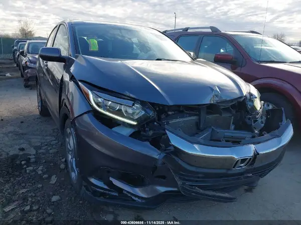 3CZRU6H39NM718013 2022 HONDA HR-V - Image 1