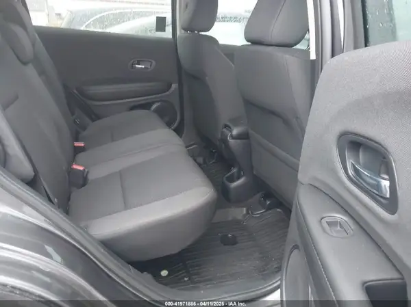 3CZRU6H39NM735541 2022 HONDA HR-V - Image 8