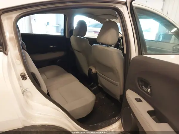 3CZRU6H39NM763002 2022 HONDA HR-V - Image 8