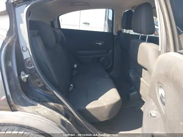 3CZRU6H3XGM101089 2016 HONDA HR-V - Image 8