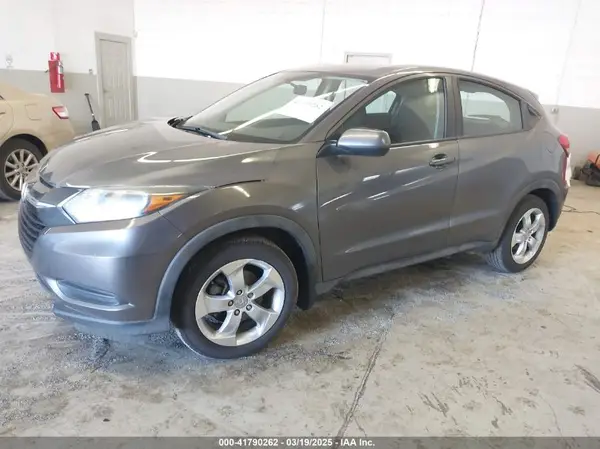3CZRU6H3XGM708514 2016 HONDA HR-V - Image 2