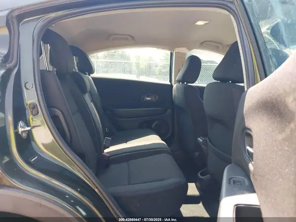 3CZRU6H3XGM722204 2016 HONDA HR-V - Image 8