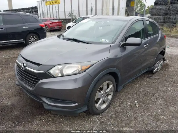 3CZRU6H3XGM729055 2016 HONDA HR-V - Image 2