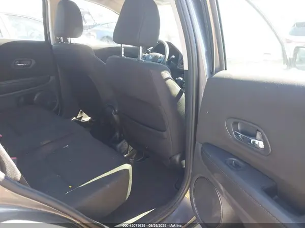 3CZRU6H3XGM729492 2016 HONDA HR-V - Image 8