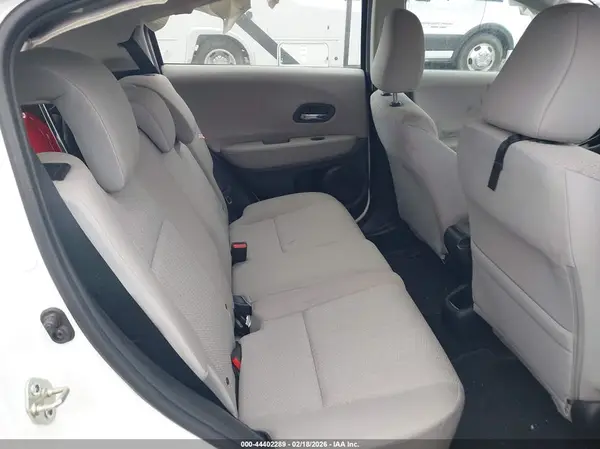 3CZRU6H3XGM754005 2016 HONDA HR-V - Image 8