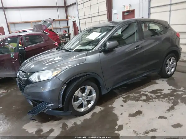 3CZRU6H3XGM755588 2016 HONDA HR-V - Image 2