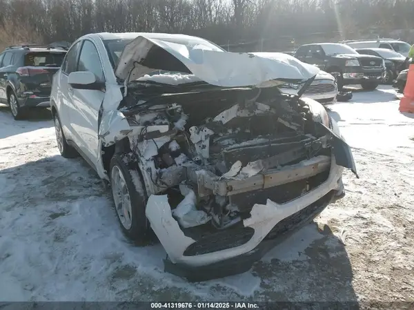 3CZRU6H3XGM770835 2016 HONDA HR-V - Image 1