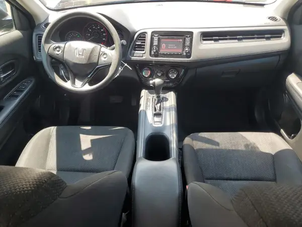 3CZRU6H3XHG701062 2017 HONDA HR-V - Image 8