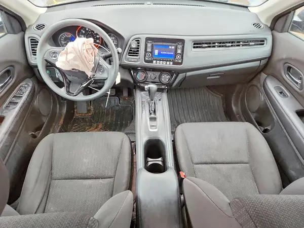 3CZRU6H3XHG703491 2017 HONDA HR-V - Image 8