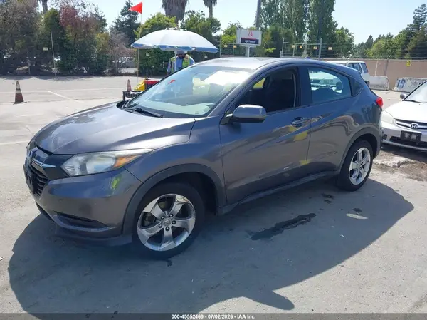 3CZRU6H3XHG706262 2017 HONDA HR-V - Image 2