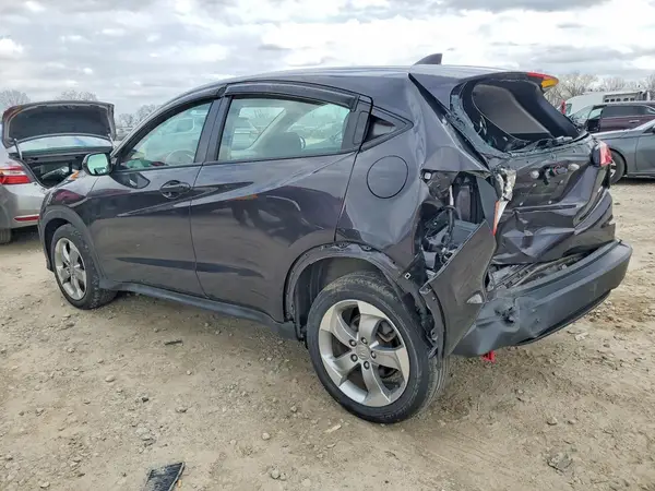 3CZRU6H3XHG706360 2017 HONDA HR-V - Image 2