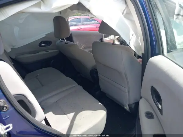 3CZRU6H3XHG707122 2017 HONDA HR-V - Image 8