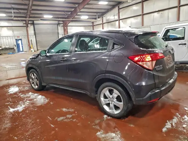 3CZRU6H3XHG708299 2017 HONDA HR-V - Image 2