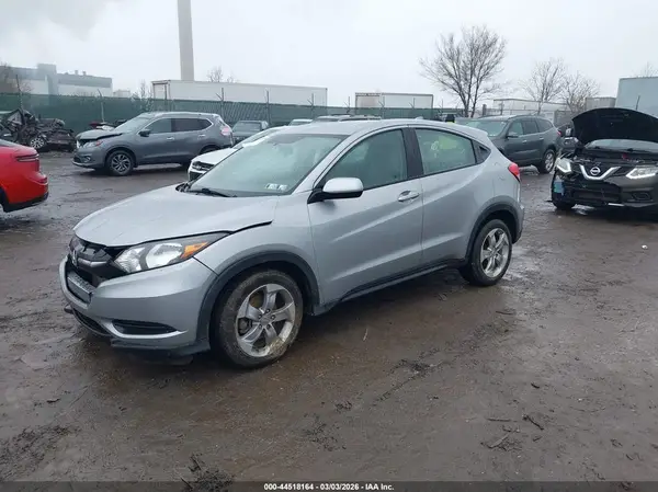 3CZRU6H3XHG709808 2017 HONDA HR-V - Image 2