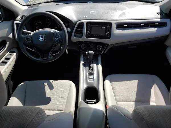 3CZRU6H3XHM707381 2017 HONDA HR-V - Image 8