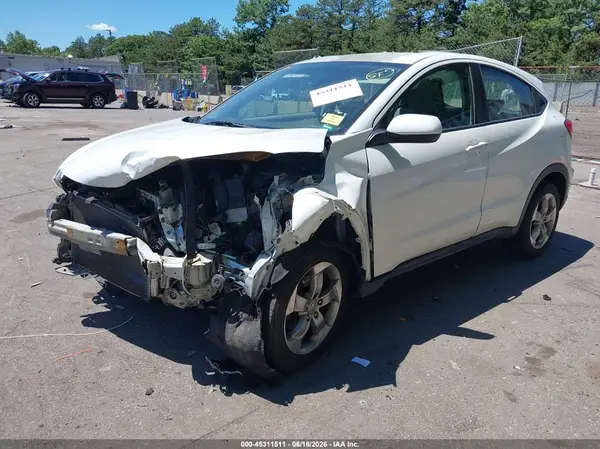 3CZRU6H3XHM712127 2017 HONDA HR-V - Image 2