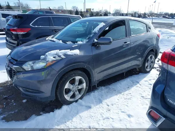 3CZRU6H3XHM730420 2017 HONDA HR-V - Image 2