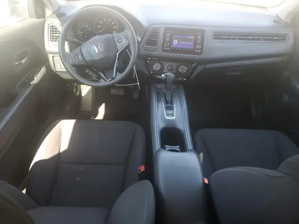 3CZRU6H3XHM730448 2017 HONDA HR-V - Image 8