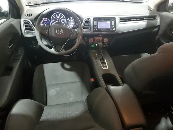 3CZRU6H3XJG705117 2018 HONDA HR-V - Image 8