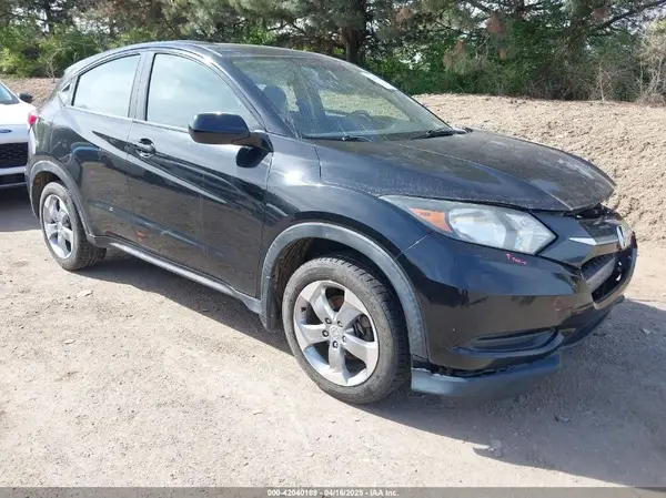3CZRU6H3XJG705571 2018 HONDA HR-V - Image 1