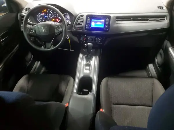 3CZRU6H3XJG705781 2018 HONDA HR-V - Image 8