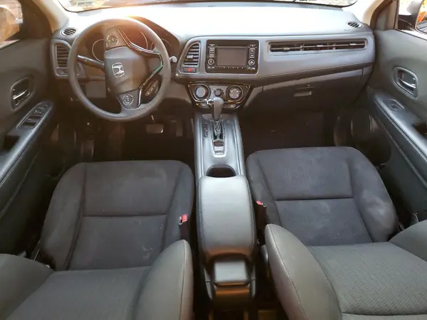 3CZRU6H3XJG708020 2018 HONDA HR-V - Image 8