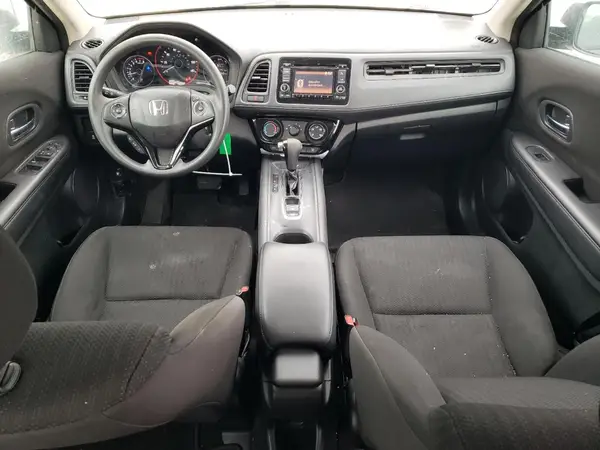 3CZRU6H3XJG708213 2018 HONDA HR-V - Image 8