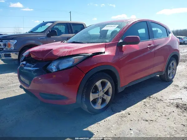 3CZRU6H3XJG708678 2018 HONDA HR-V - Image 2