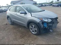3CZRU6H3XJG713136 2018 HONDA HR-V