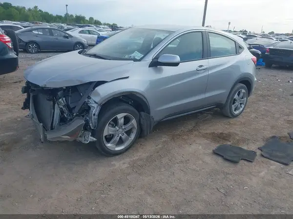 3CZRU6H3XJG713136 2018 HONDA HR-V - Image 2
