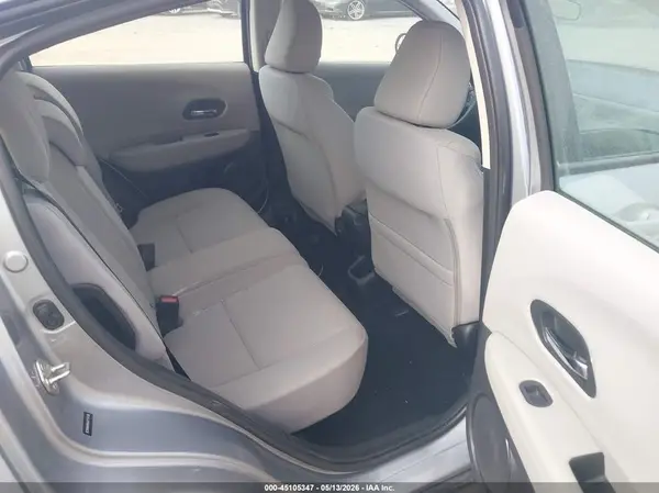 3CZRU6H3XJG713136 2018 HONDA HR-V - Image 8