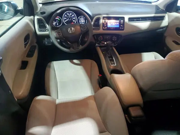 3CZRU6H3XJG714030 2018 HONDA HR-V - Image 8