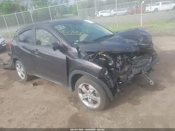 3CZRU6H3XJG721995 2018 HONDA HR-V - Image 1