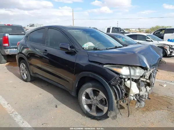 3CZRU6H3XJG725481 2018 HONDA HR-V - Image 1