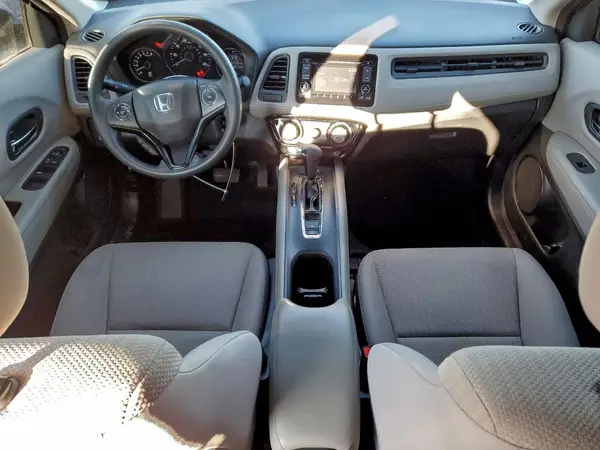 3CZRU6H3XJG728185 2018 HONDA HR-V - Image 8