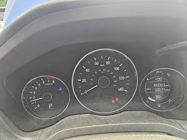 3CZRU6H3XJG729613 2018 HONDA HR-V - Image 8