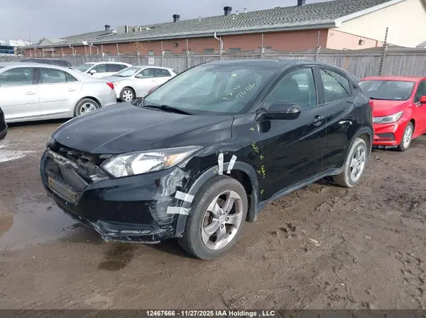 3CZRU6H3XJM101682 2018 HONDA HR-V - Image 2