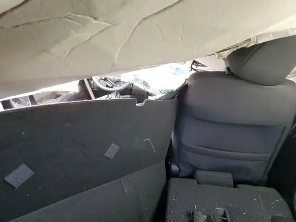 3CZRU6H3XJM703532 2018 HONDA HR-V - Image 8