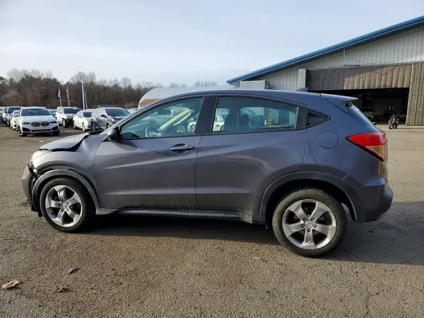 3CZRU6H3XJM704051 2018 HONDA HR-V - Image 2