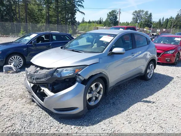 3CZRU6H3XJM731010 2018 HONDA HR-V - Image 2