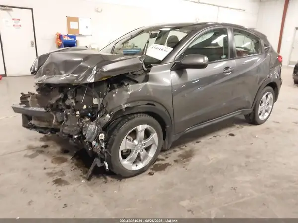 3CZRU6H3XKG701554 2019 HONDA HR-V - Image 2