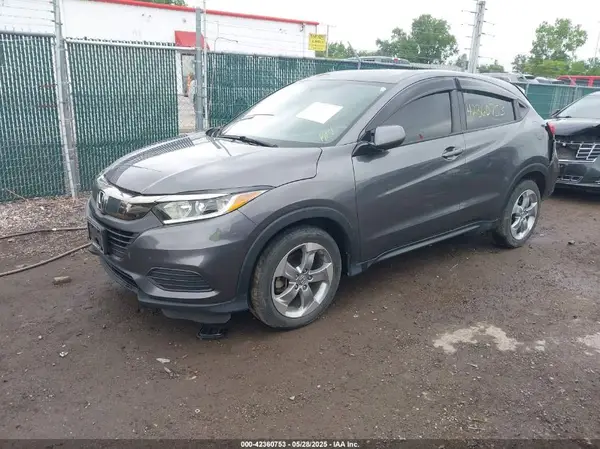 3CZRU6H3XKG706396 2019 HONDA HR-V - Image 2