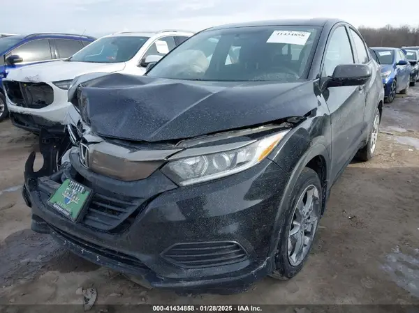 3CZRU6H3XKG707855 2019 HONDA HR-V - Image 2