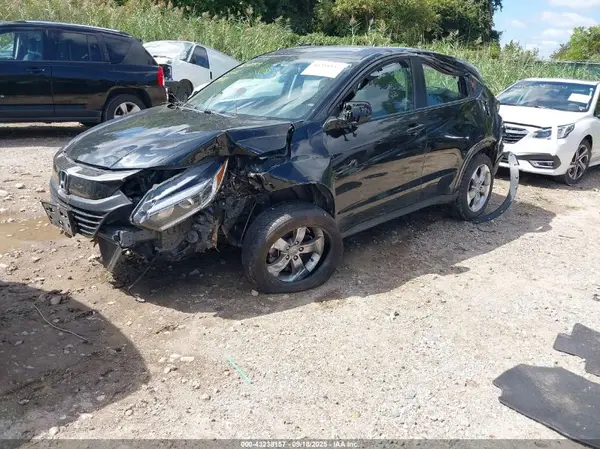 3CZRU6H3XKG708925 2019 HONDA HR-V - Image 2